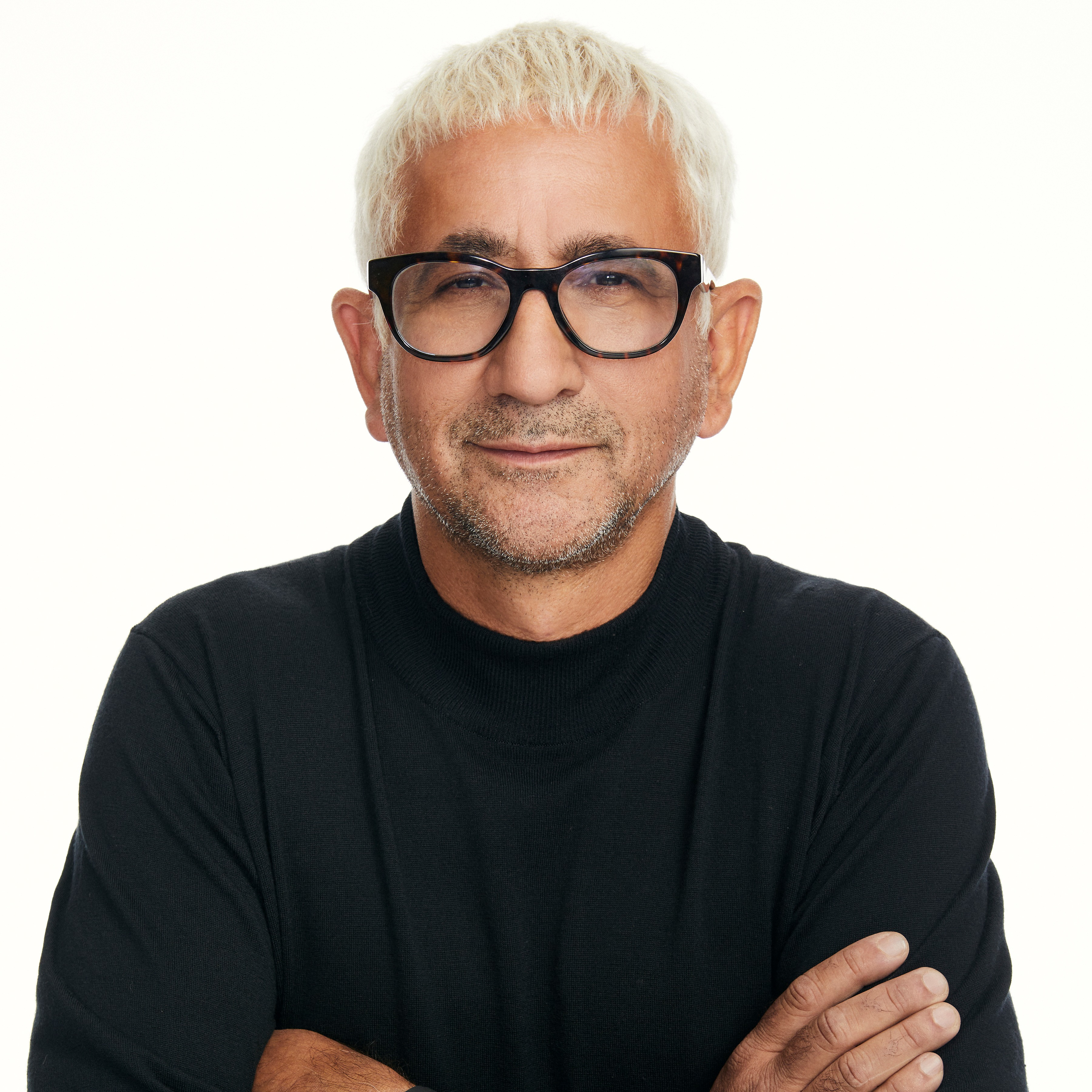 Headshot of Suveen Sahib, CEO & Co-founder of K18