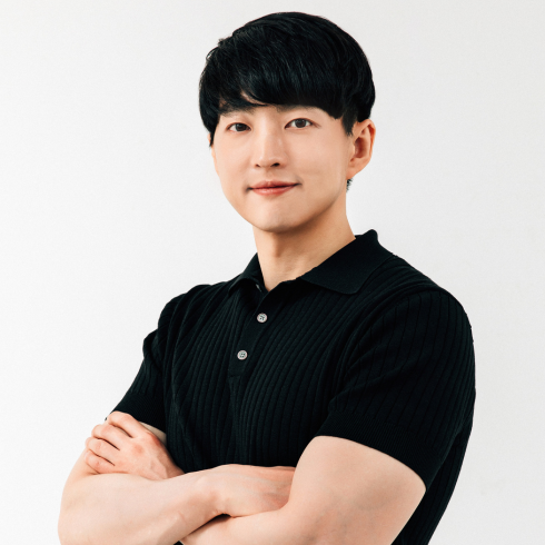 Headshot of Kim Byung-Hoon, the founder and CEO of APR Corporation