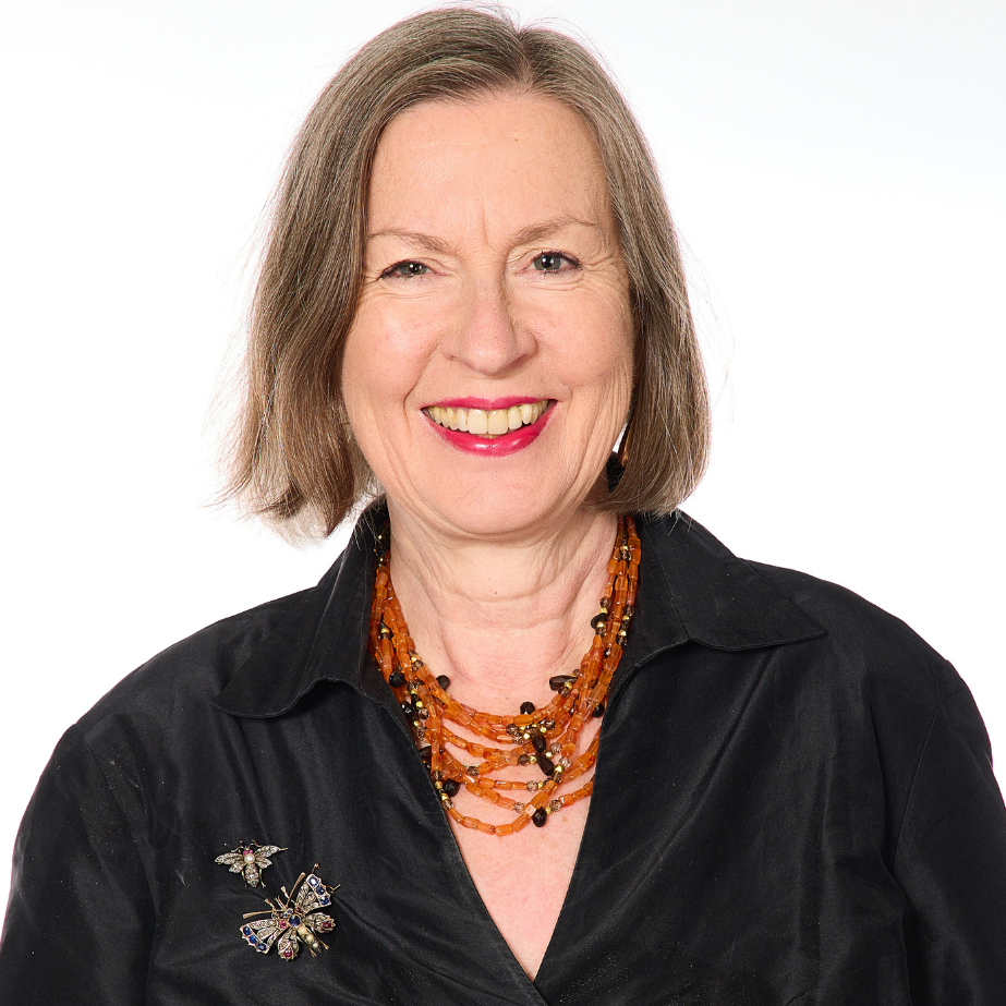 Kerry Taylor headshot